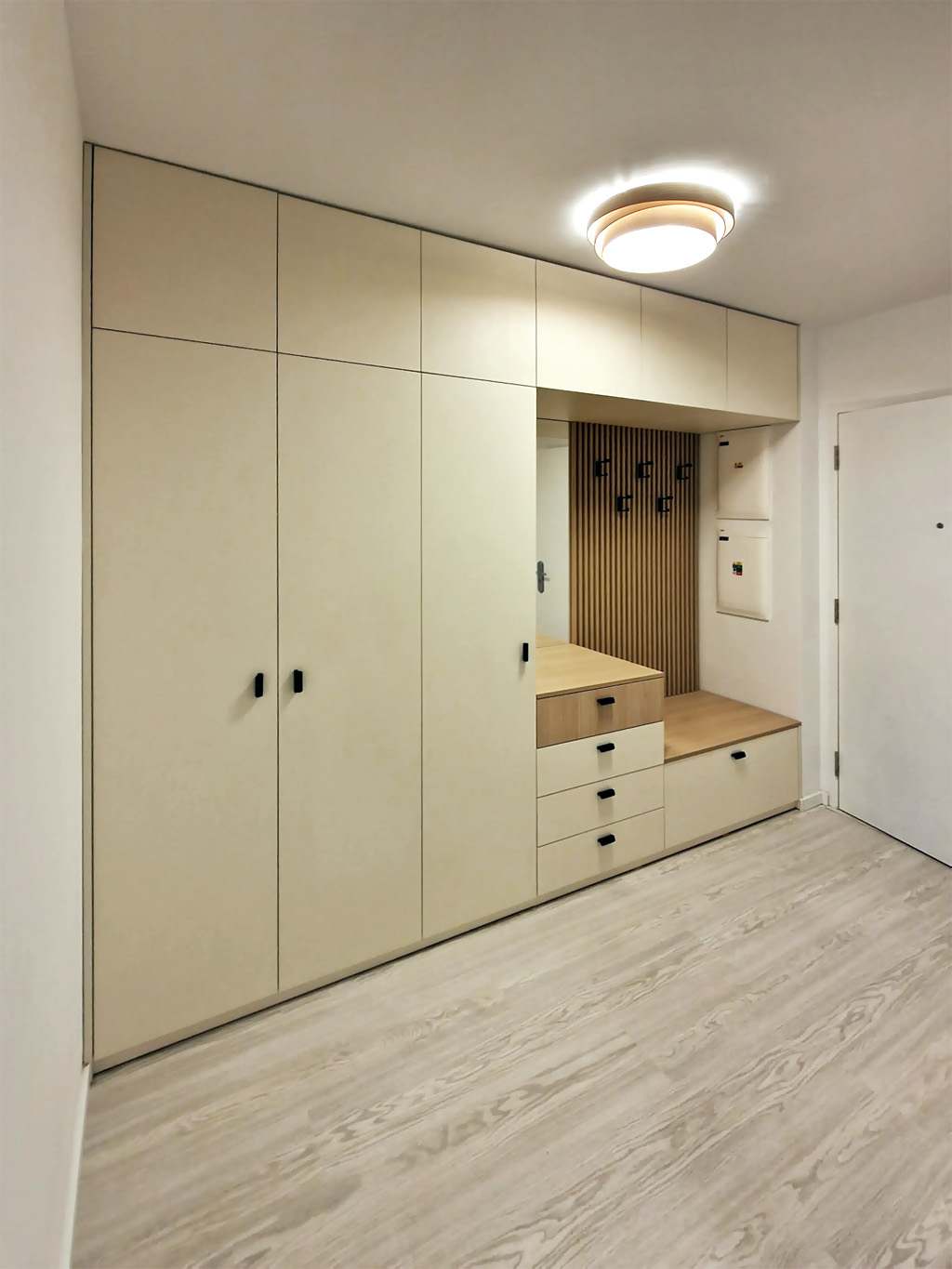 Aj chodba vie byť elegantná a čistá